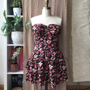 Vintage Forever 21 Edgy Black Floral Printed Strapless Tiered Dress In Rayon